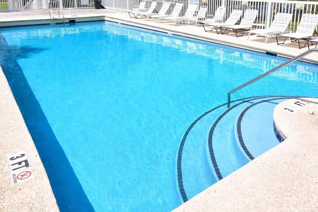 All New Luxury Beach Retreat 1 Mile To Beach W Pool 默特尔比奇 外观 照片